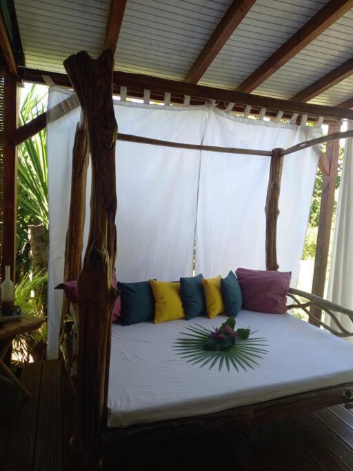 Bungalow Atypique Ti Bambou A 500M De La Plage Sainte-Anne  Esterno foto