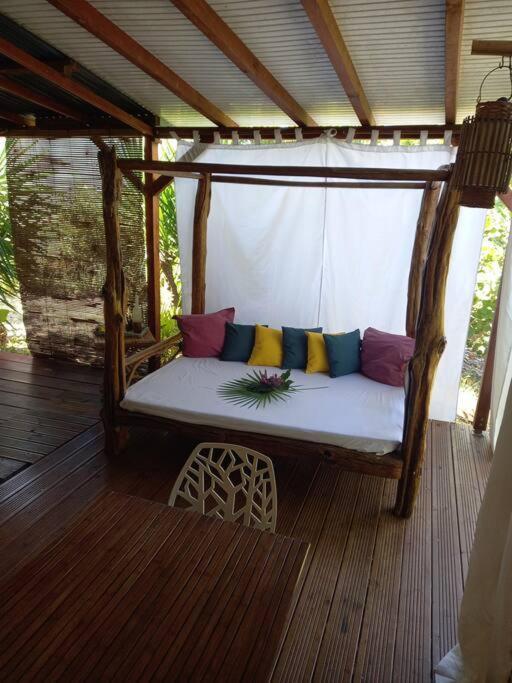 Bungalow Atypique Ti Bambou A 500M De La Plage Sainte-Anne  Esterno foto